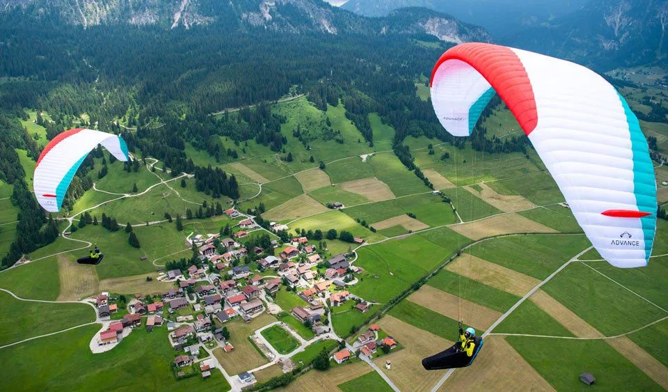 ADVANCE XI PARAGLIDER ADVANCE XI PARAGLIDER