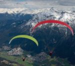 MENTOR 6 Light - Less weight, zero limits At home in the B class and travelling the world - the MENTOR 6 Light in size S is a hefty 850 grams lighter than its big brother, but offers the same ingenious new developments like Zig-Zag 3D-Shaping, the innovative Mini-Rib Vector Tape, Double-B Splits and new risers. Since sometimes during Hike&Fly you might get choppy conditions, the MENTOR 6 Light also comes with a plus trim in comfort next to the high performance.