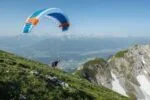 DOUBLESKIN - Minimalist hike & fly The DOUBLESKIN is the lightest paraglider in the world* with top and under surface (2.1 kg / size 17). It has a very small pack size and is a delight in the air thanks to better aerodynamics compared to a single-surface wing. With the DOUBLESKIN walking up is as enjoyable as flying and landing!