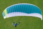 BANTAM - Made for para-mountaineers. Small, compact, dynamic - the BANTAM is the perfect miniwing for all mountaineers who prefer a flight with plenty of speed to a descent on foot. Only 1.65 kg (size 12) makes the BANTAM the lightest certified non-single-surface wing on the market (as of October 2019).