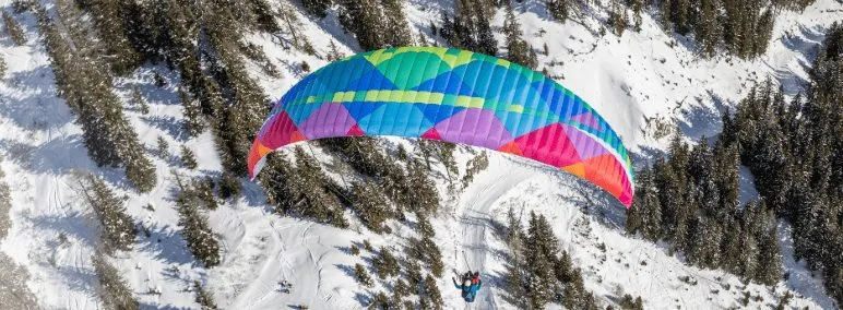 DUAL 2 TANDEM With effortless launching and a smooth, relaxed feel, the DUAL 2 performs in harmony with pilot and passenger