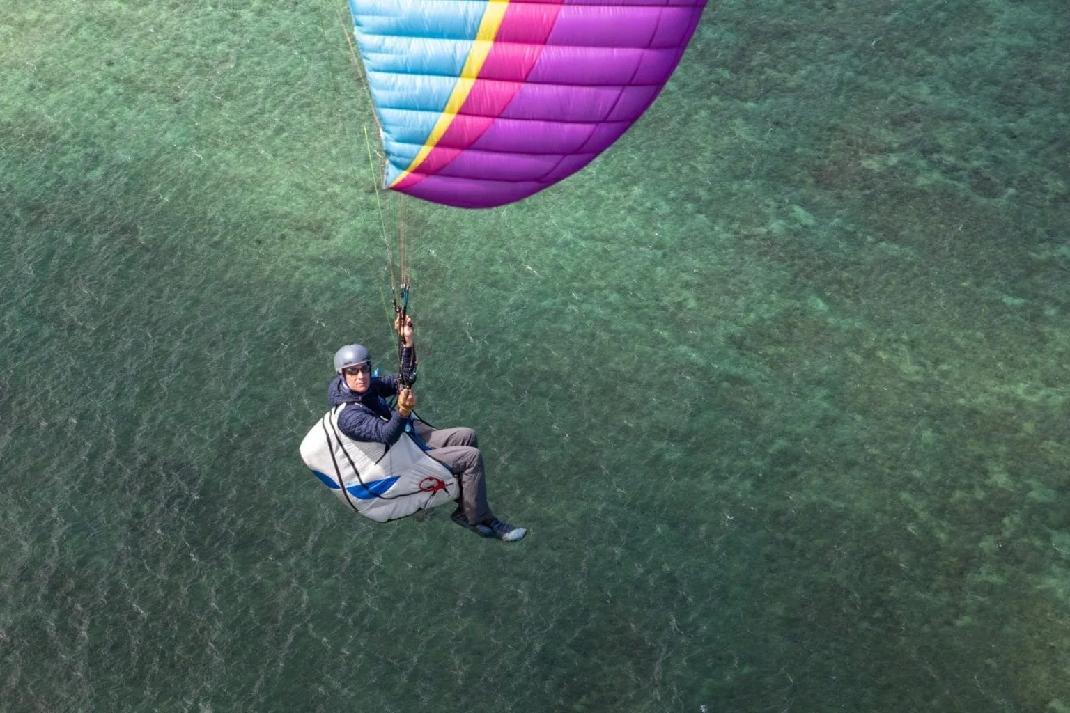 Ozone Solos lite Harness paragliding equipment