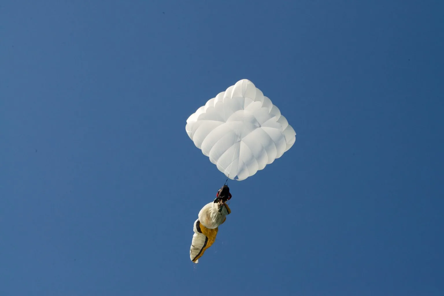 Ozone Angel Square Reserve Parachute - Image 2