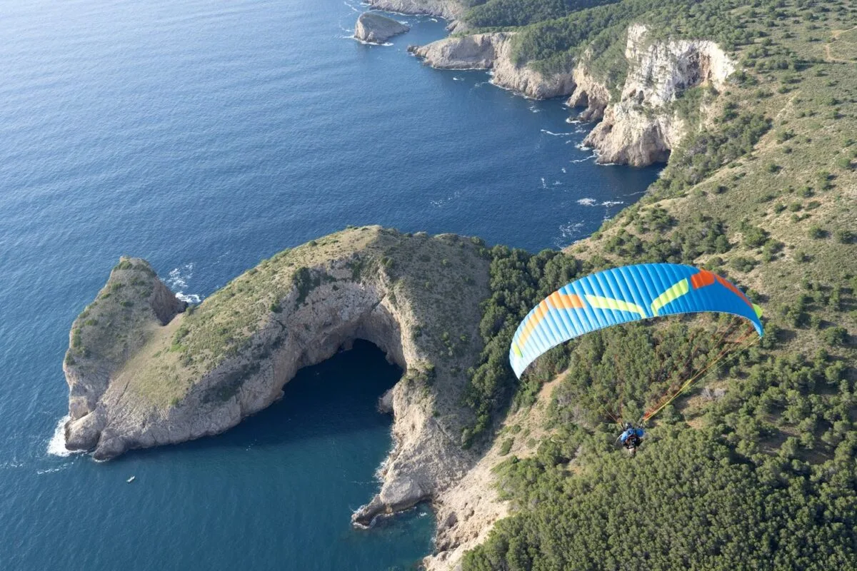 Ozone Roadster 4 Paraglider - Image 3