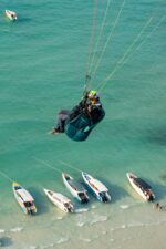 Altirando Lite 2 in flight by the sea